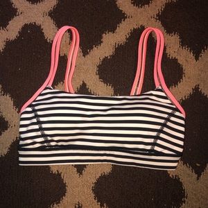 Lululemon bra